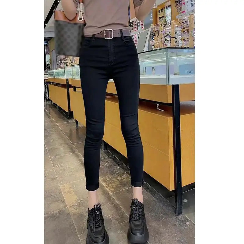 White Jeans Wide-leg Pants Women's Thin Summer Pants 2024 New High-waisted Raw Edge Small Straight Pants Women's Clothing Brief